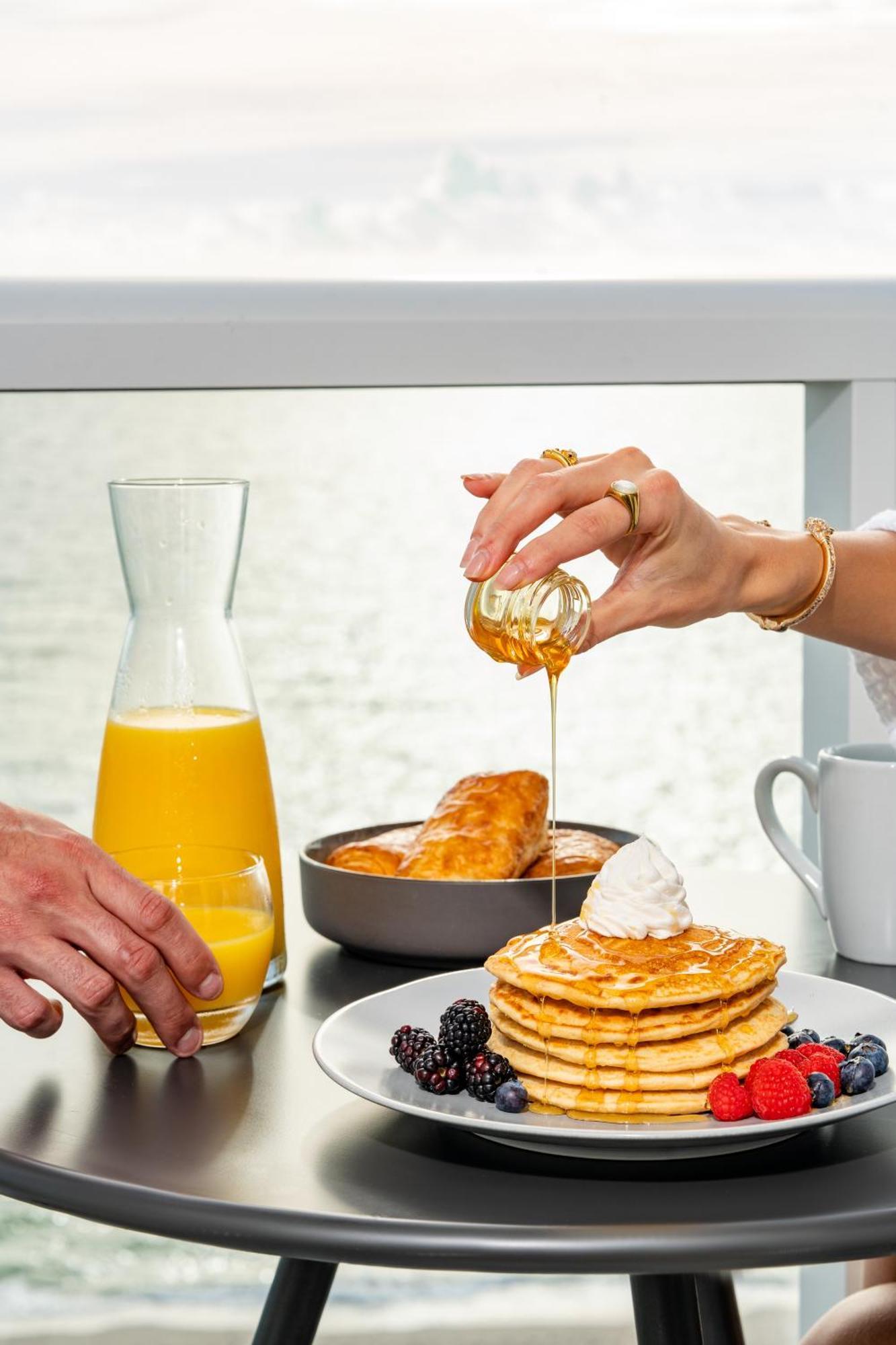 Newport Beachside Hotel & Resort Sunny Isles Beach Εξωτερικό φωτογραφία